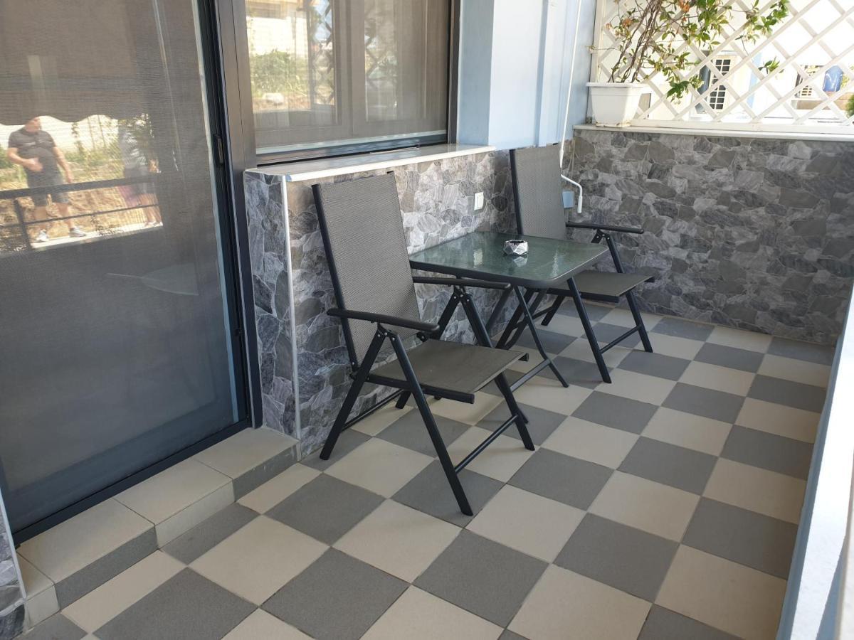 Iros Apartment Nea Peramos (Macedonia) Exterior foto